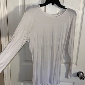 Lululemon open back shirt